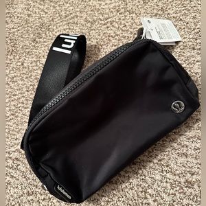 Lululemon belt bag